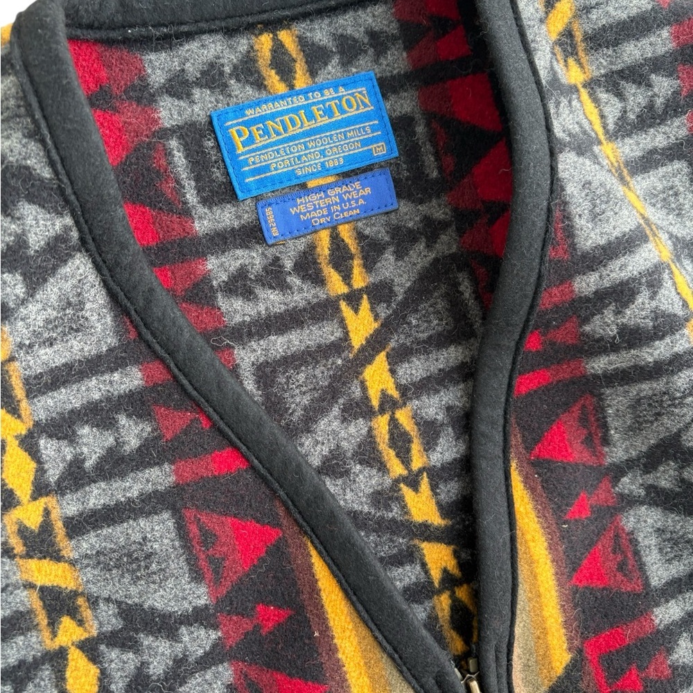 VTG Pendleton High Grade Westernwear Wool Vest Southwestern Aztec M Made in USA - Picture 3 of 5